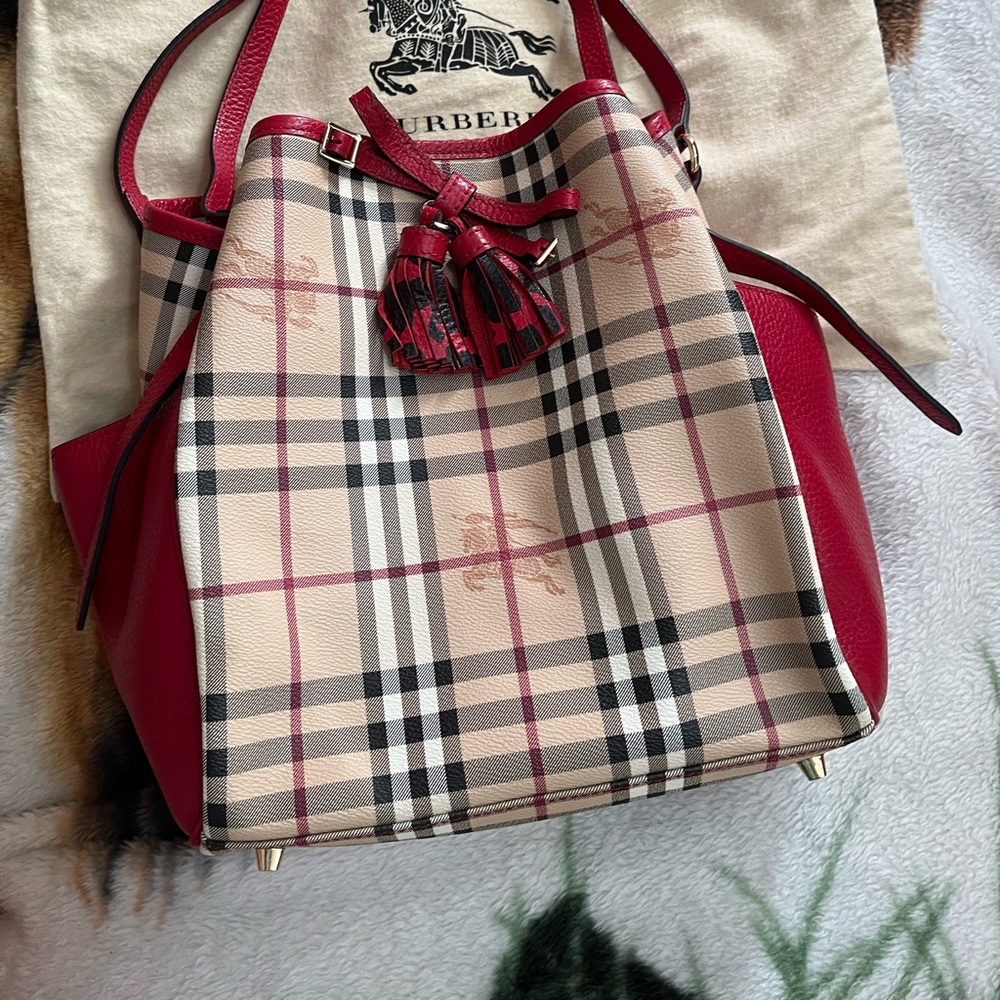 Burberry Tote
